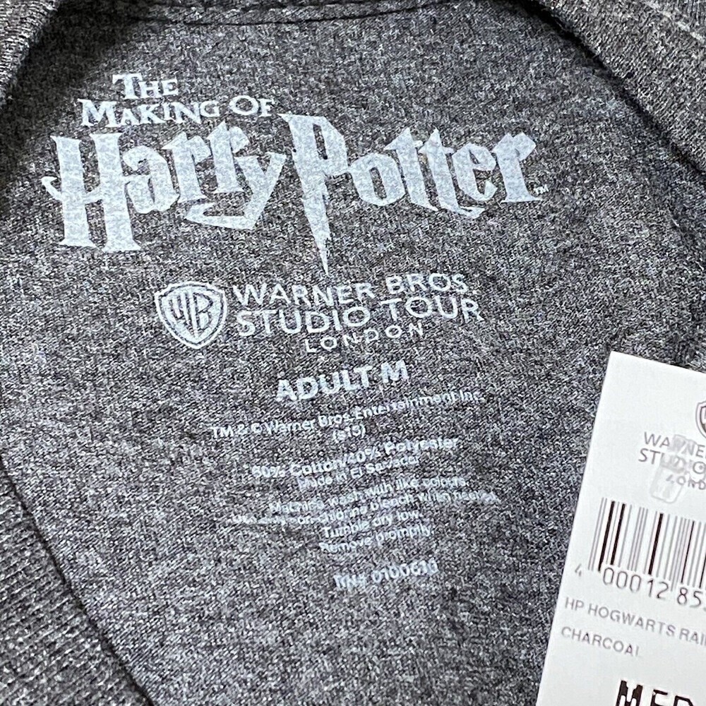 Harry Potter Studio Tour Hogwarts Railways Crest Gray Tee Medium NWT - Picture 4 of 5